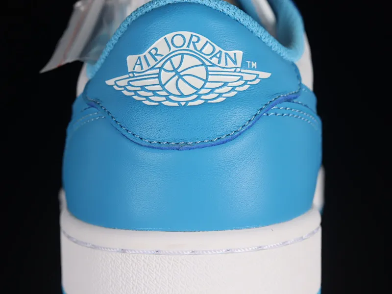 All categories Air Jordan Jordan series basketball shoes Air Jordan 1 Low pure original version Nk SB x Air Jordan 1 Low AJ1 Joe 1 joint North Carolina blue full head layer low-top basketball shoes CJ7891-401